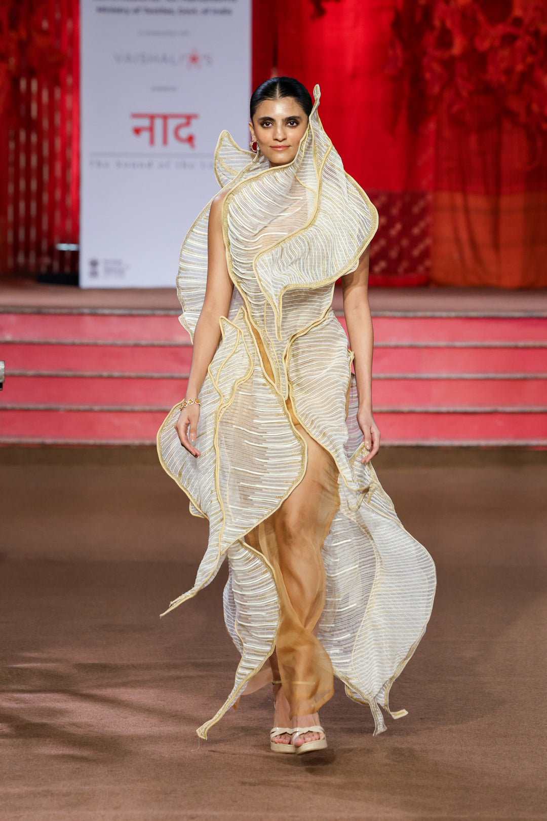 SHELL FLARE GOWN