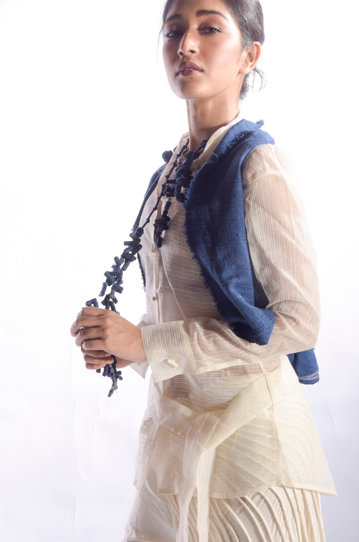 Backless White Shirt