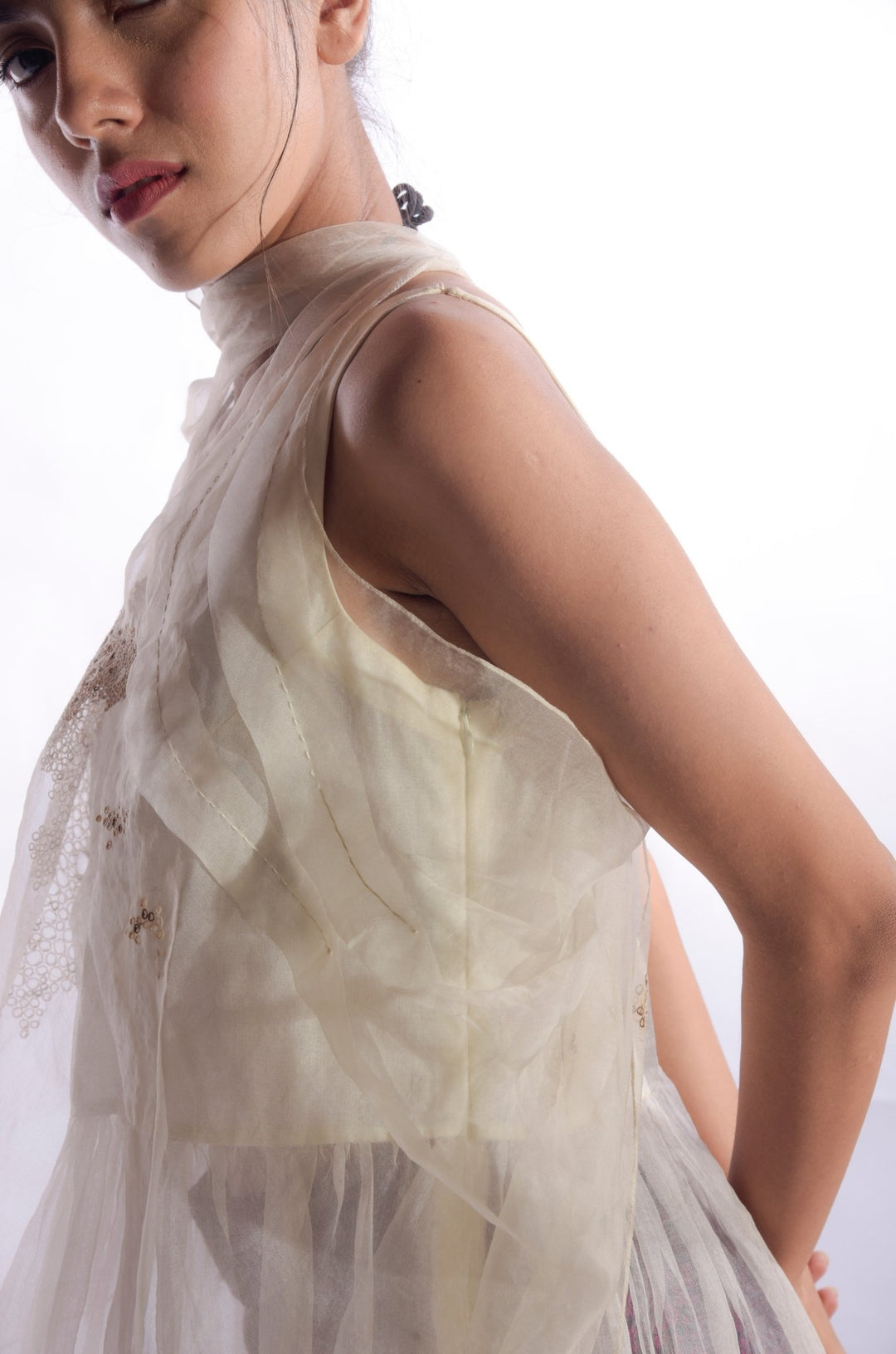 Wide Neck Short Silk Cape