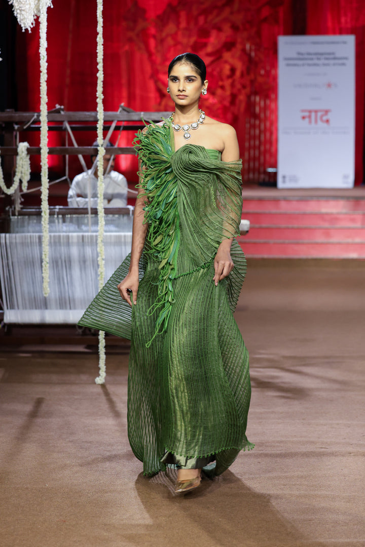 VERDALURE GOWN