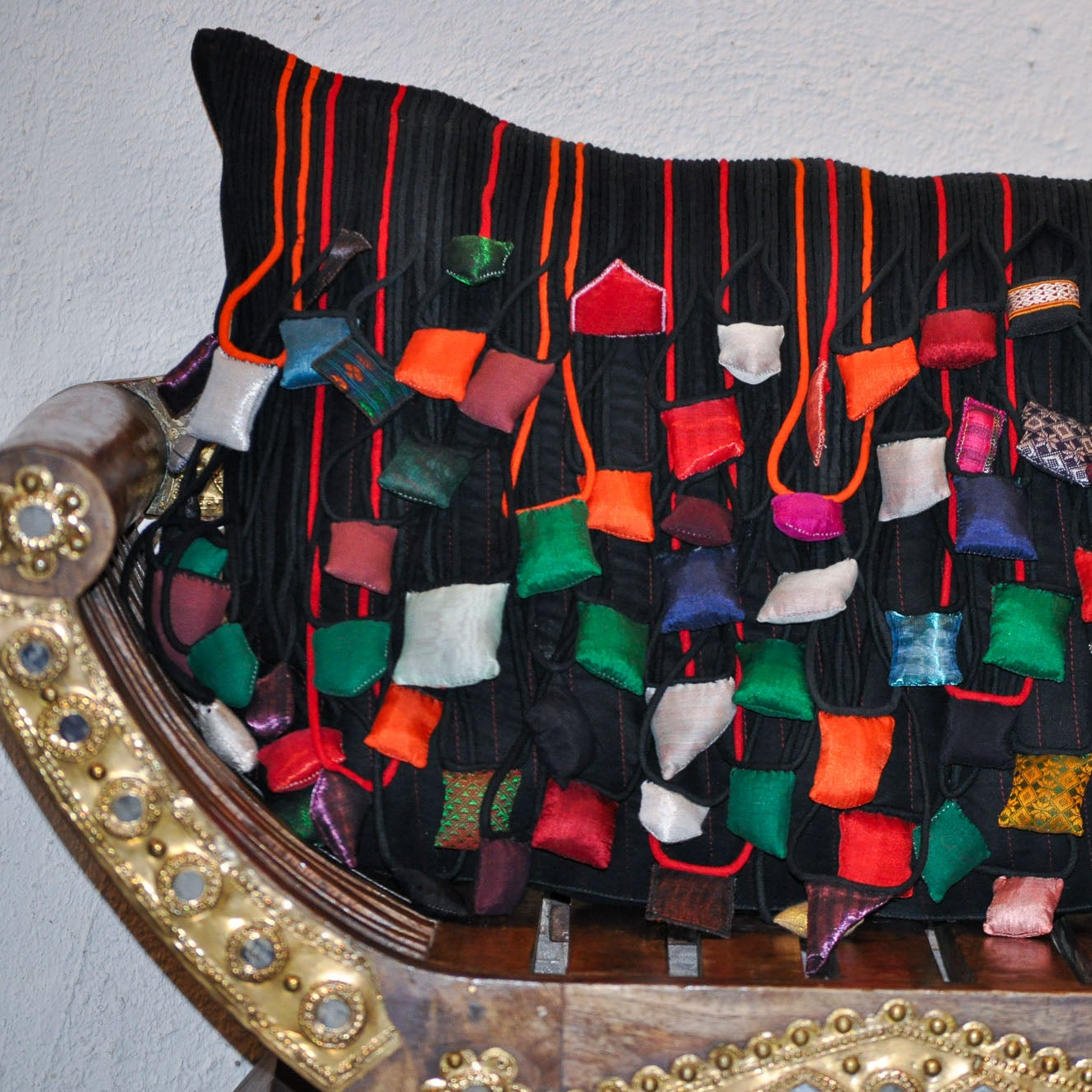 Ta'Wiz Cushion – VAISHALI S