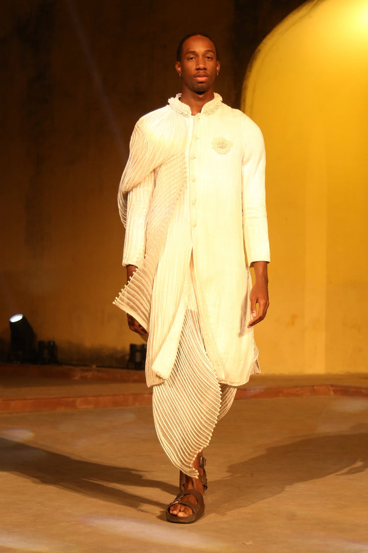 SALT DRAPED IVORY SET