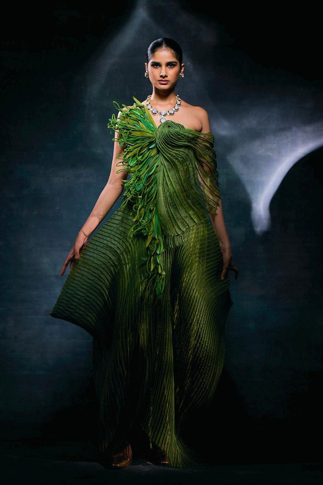 VERDALURE GOWN