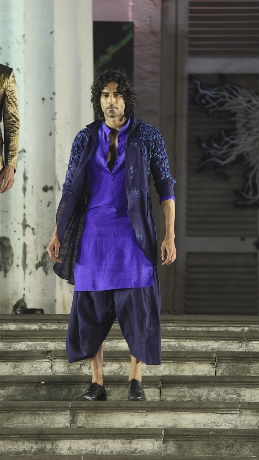 RAINDROP KURTA SET